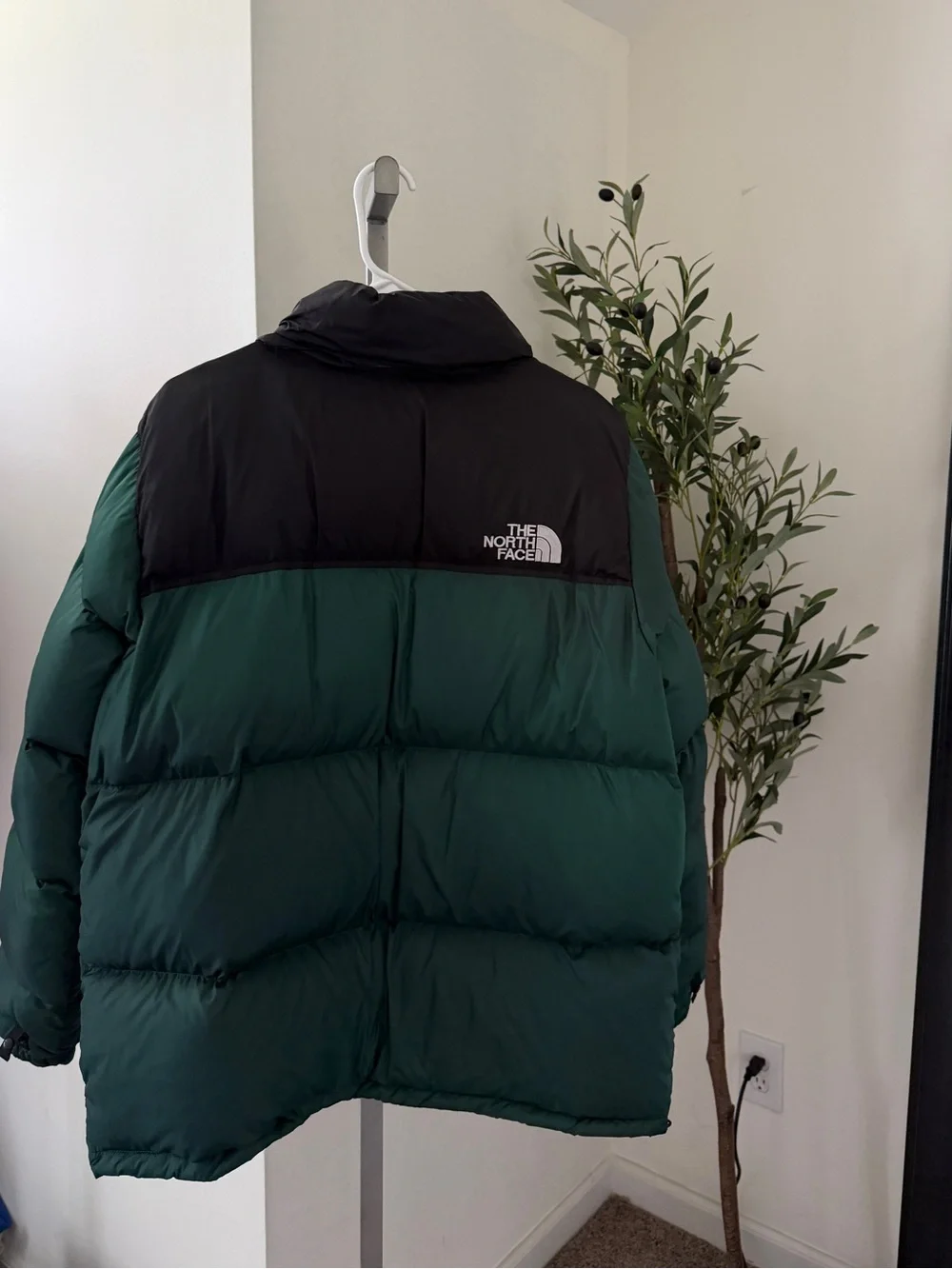 The North Face 700 puffer jacket in black/green color-blocked design, size XXL